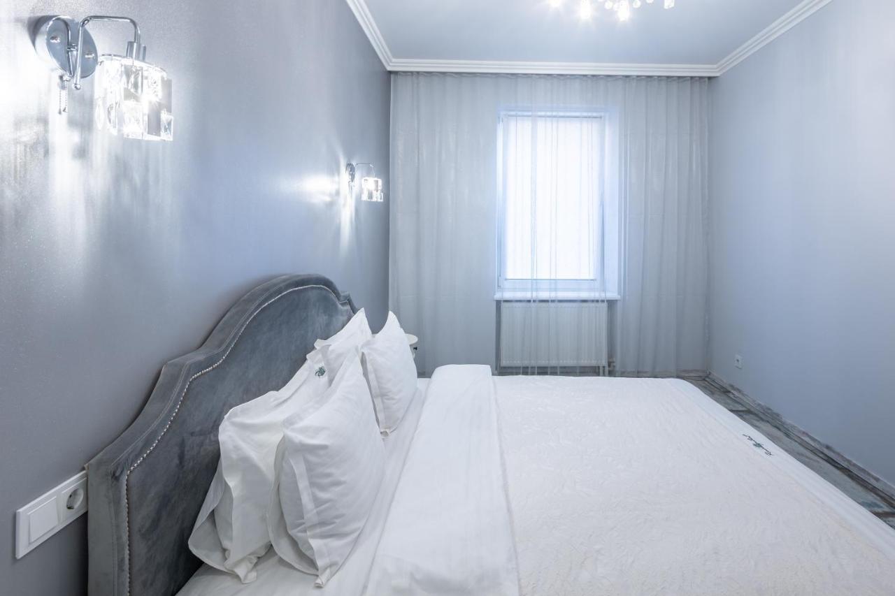 Romari вічева 1 Apartment *