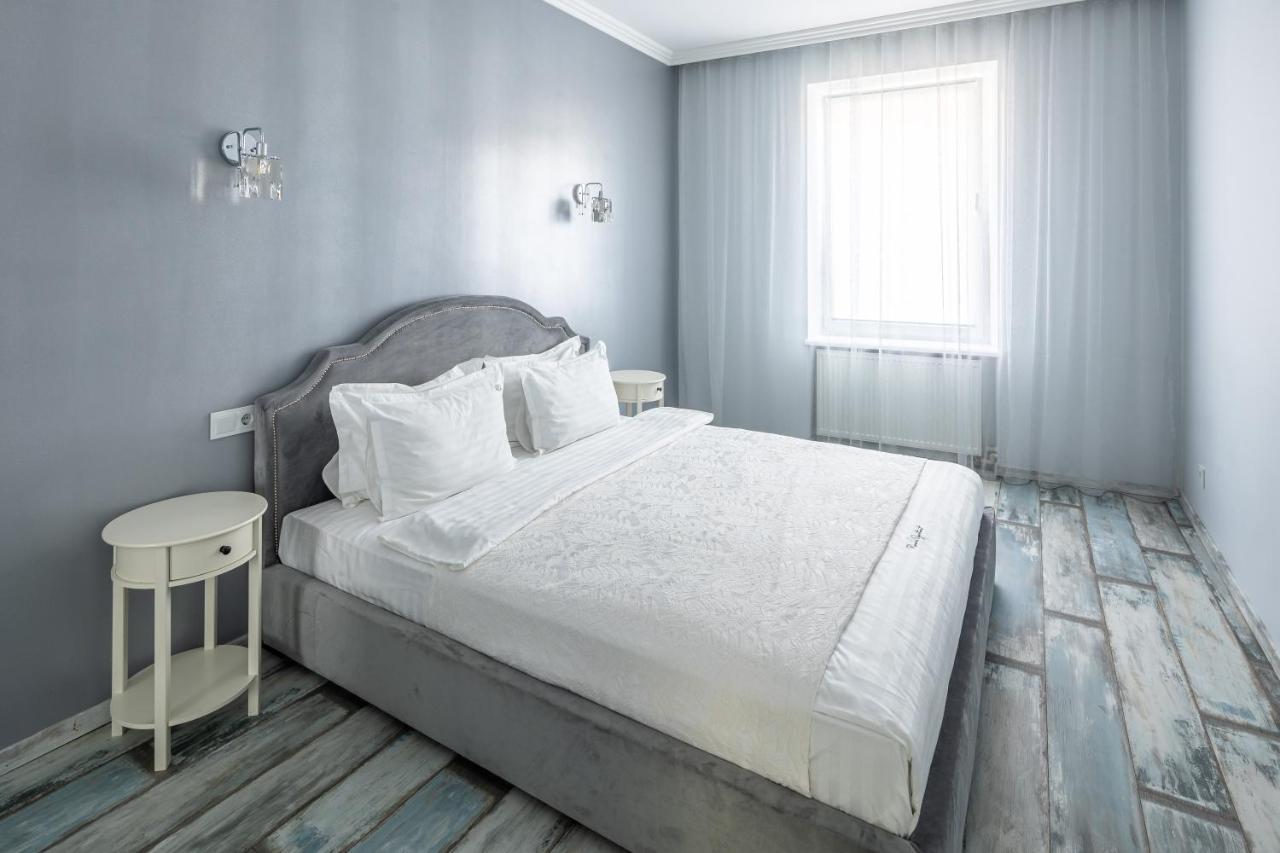 Romari вічева 1 Apartment *