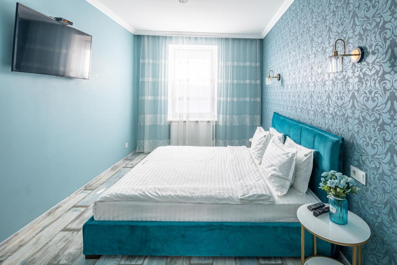 Apartment Romari вічева 1 *